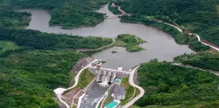 “绿”动新重庆丨碧水清流绘新景 “治水”探索交出“重庆答卷”__“绿”动新重庆丨碧水清流绘新景 “治水”探索交出“重庆答卷”